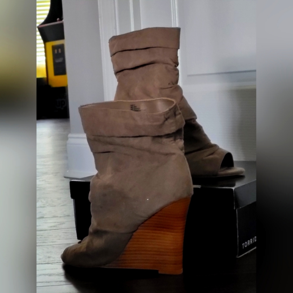 Wedge booties